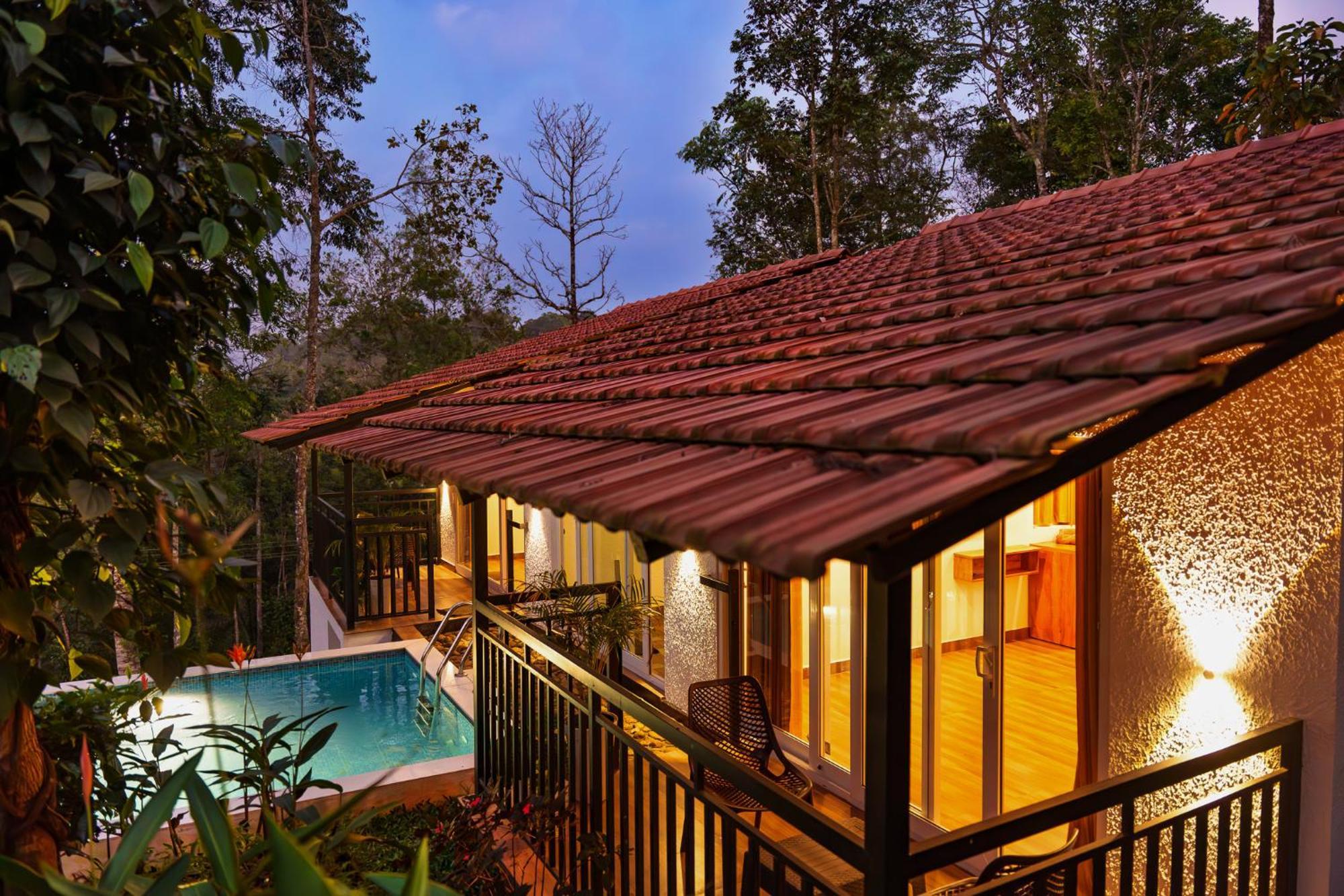 Tealawn Pool Villa, ムンナール エクステリア 写真